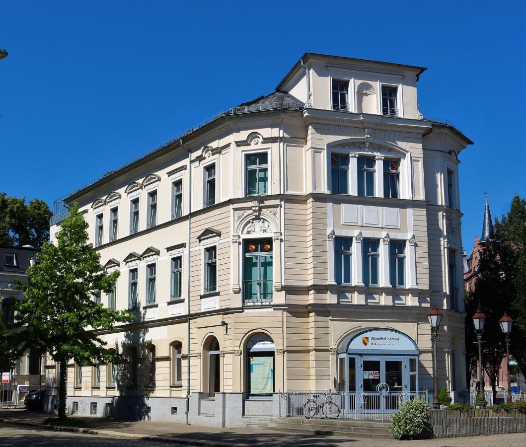 Gaestewohnung 4-Raum Wohnung Fuer 2-8 Personen 츠비카우 외부 사진